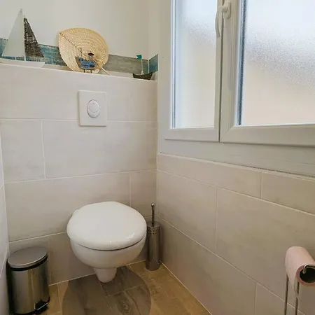 Penthouse With Large Terrace Near Beaches *